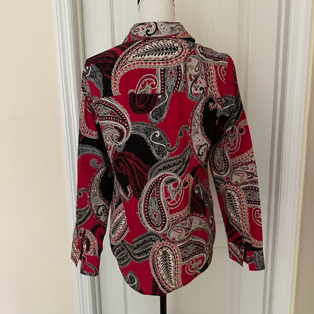 New Chicos Woman’s Black Red No-Iron Cotton Paisley Button Down ShirtTop, Sz 00 - Picture 4 of 10